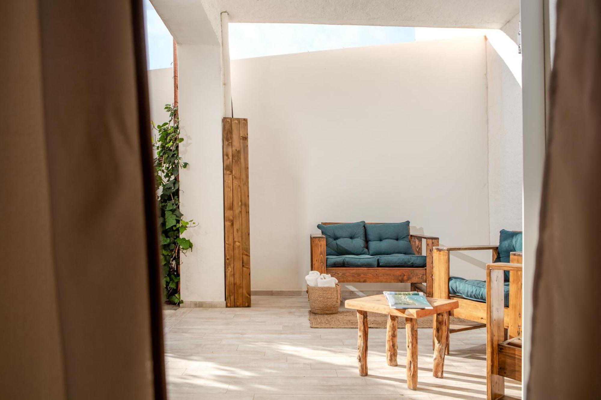 B&B Les Chambres Rooms & Suite Санта-Тереза-Галлура Экстерьер фото